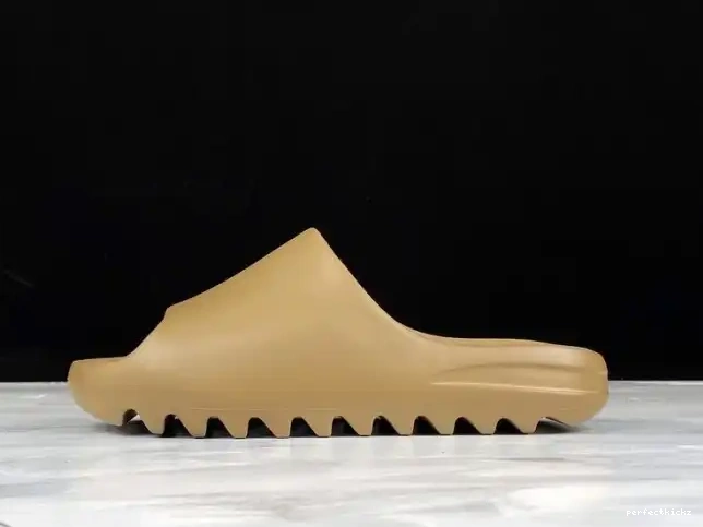 FV8425 Slide Adidas Brown Yeezy Earth 0512